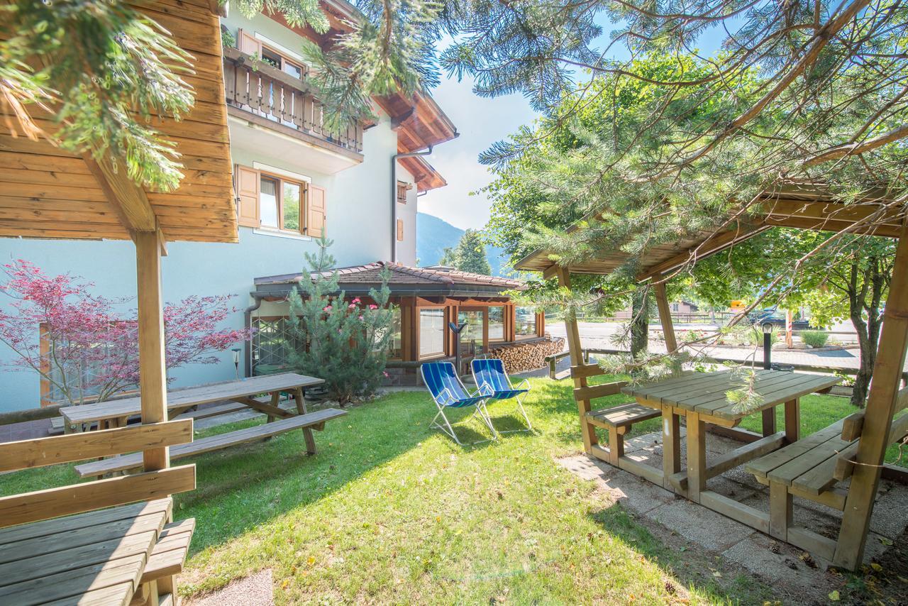 Al Pian Garni Hotel - B&B & Pizza 바타로 외부 사진